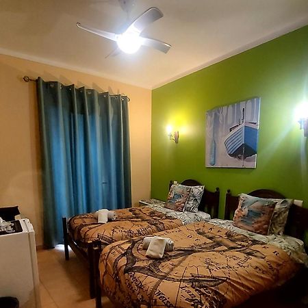 Guest House Capitao Mor Фару Экстерьер фото