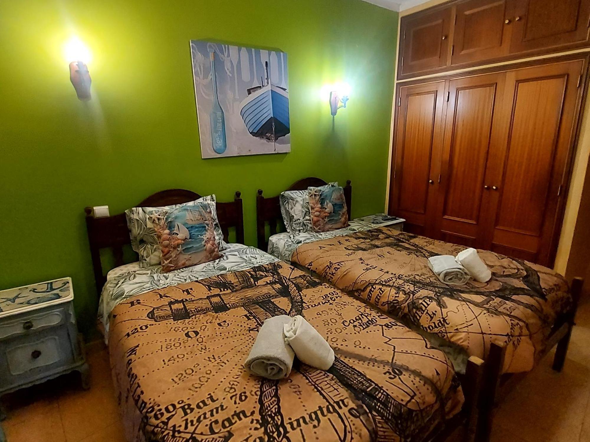 Guest House Capitao Mor Фару Экстерьер фото