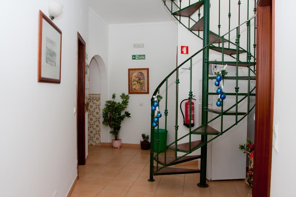 Guest House Capitao Mor Фару Экстерьер фото